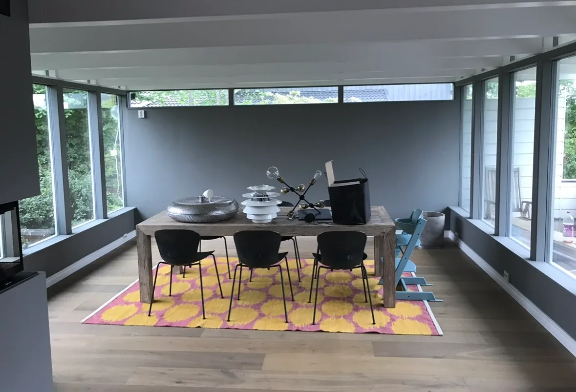 Modern dining space with panoramic windows