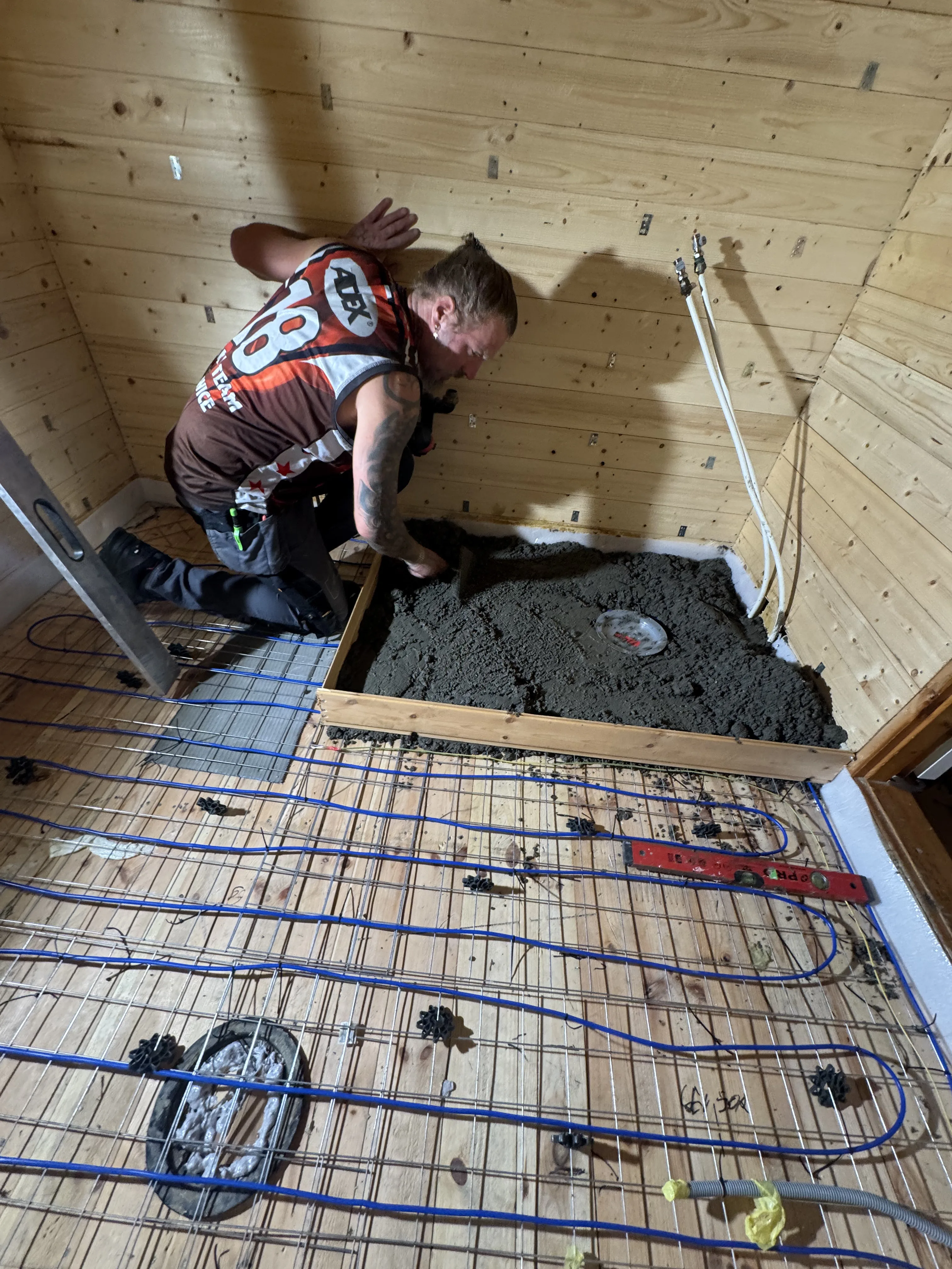 Radiant floor heating system installation